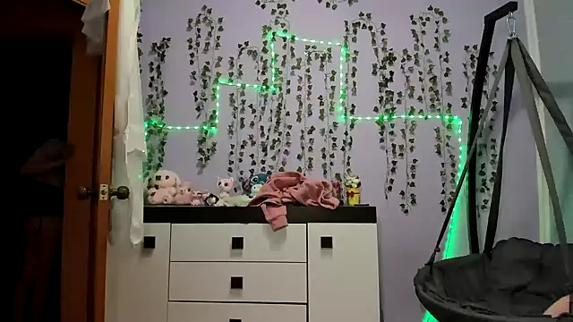 Yoonhee ki online show from March 2026 03:51:02 PM