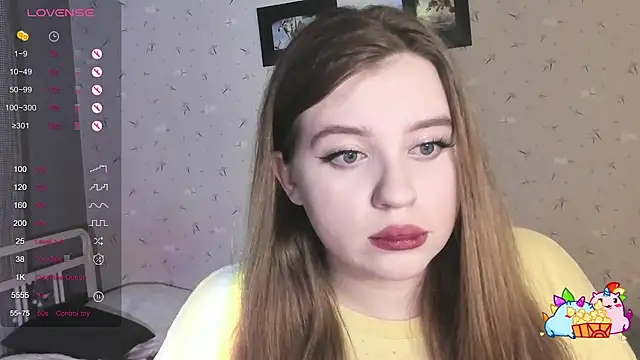 chisifri1 online show from April 2026 10:40:02 PM