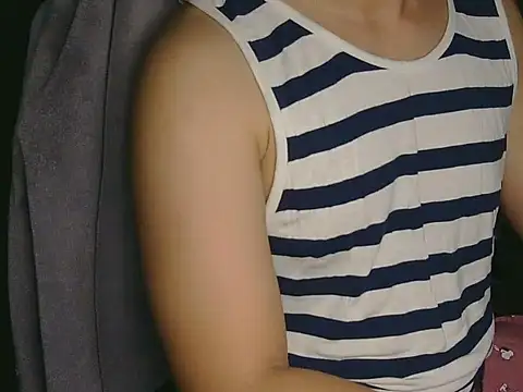 weirdoohcm1 online show from April 2026 02:29:01 PM