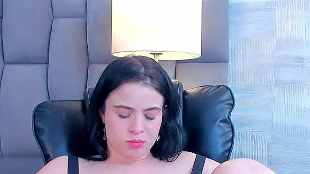 Snapshot of ChannelWhitee_ chatting on January 2026 09:09:01 PM ChannelWhitee online show from January 2026 09:09:01 PM