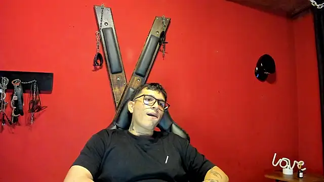 anddy024  online show from December 2025 03:46:02 AM