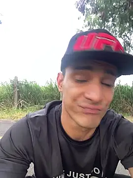 Maicol xxxx online show from February 2026 10:14:01 PM