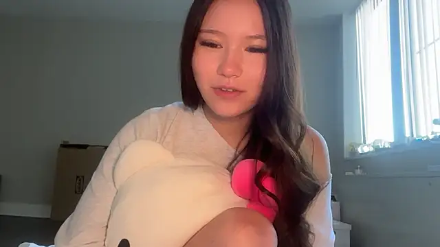 luvvivii online show from June 2026 12:44:02 PM