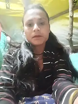 Cuty priti online show from February 2026 04:00:01 PM