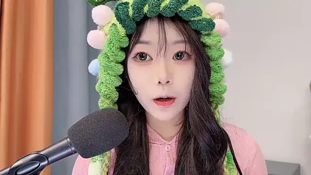 smalldaisy online show from February 2026 12:15:01 PM