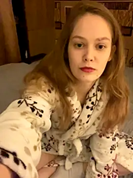 Snapshot of _MarieApril chatting on December 2025 02:24:01 PM MarieApril online show from December 2025 02:24:01 PM