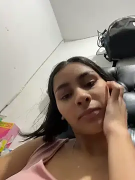 ManuelaEvans  online show from February 2026 12:48:02 AM