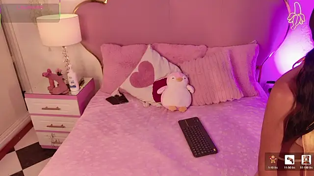 Snapshot of CherylandToni chatting on February 2026 05:40:02 AM CherylandToni online show from February 2026 05:40:02 AM