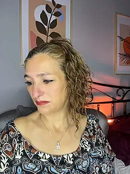 Snapshot of JennaMilf_ chatting on April 2026 03:50:02 PM JennaMilf online show from April 2026 03:50:02 PM