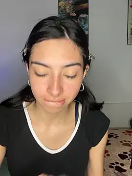 Snapshot of junorise23 chatting on February 2026 04:19:02 AM junorise23 online show from February 2026 04:19:02 AM