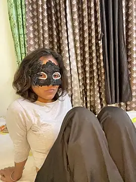 Snapshot of Sizzler_0011 chatting on December 2025 09:00:02 PM Sizzler 0011 online show from December 2025 09:00:02 PM