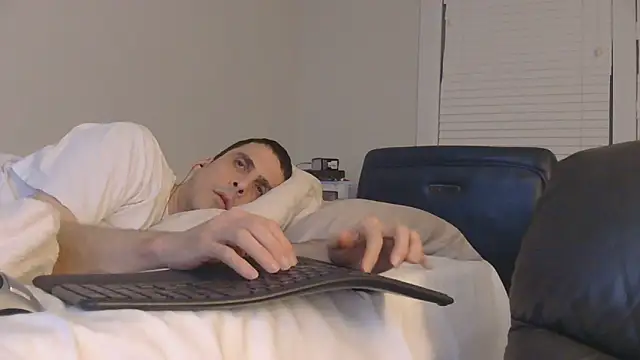 Snapshot of SissyJosh chatting on June 2026 05:31:02 AM SissyJosh online show from June 2026 05:31:02 AM
