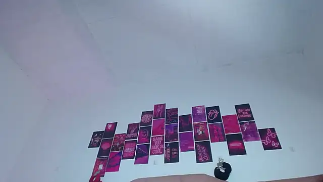 Atenea Luxx online show from March 2026 02:04:02 AM