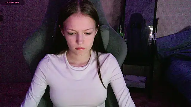 Yzi online show from February 2026 01:56:02 PM