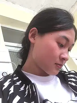 Bayyy-- online show from December 2025 06:31:01 AM