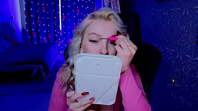 Eva Vibe  online show from March 2026 05:02:01 AM