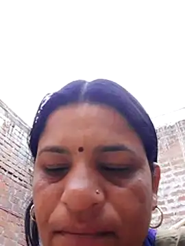 Snapshot of CUTE_Ishpa chatting on March 2026 01:40:02 AM CUTE Ishpa online show from March 2026 01:40:02 AM