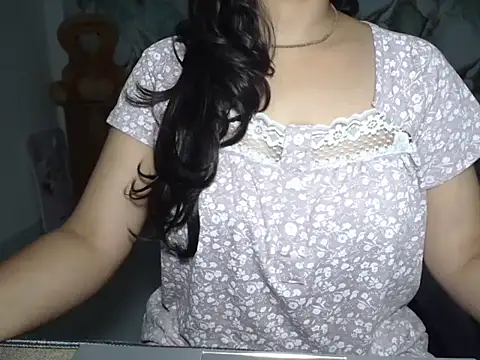 Snapshot of Prisha_Naughtyy chatting on July 2026 05:52:01 PM Prisha Naughtyy online show from July 2026 05:52:01 PM