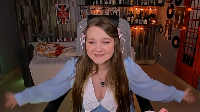 auroranelson online show from March 2026 05:09:02 PM