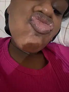 amorasecy online show from March 2026 05:13:02 PM