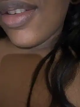 amorasecy online show from July 2026 02:05:17 AM