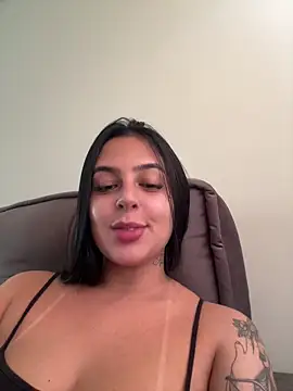 Snapshot of jujuarantes__2026 chatting on April 2026 01:26:02 PM jujuarantes 2026 online show from April 2026 01:26:02 PM