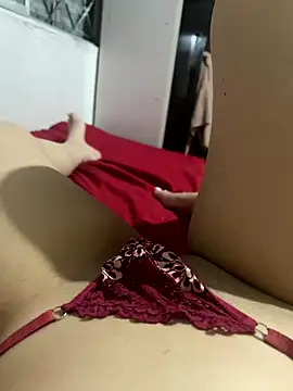 isabellasouza20 online show from December 2025 04:31:02 AM