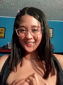 SweetDeya online show from May 2026 04:18:01 AM