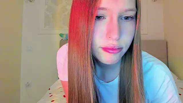 Snapshot of Alllura chatting on February 2026 10:04:02 PM Alllura online show from February 2026 10:04:02 PM