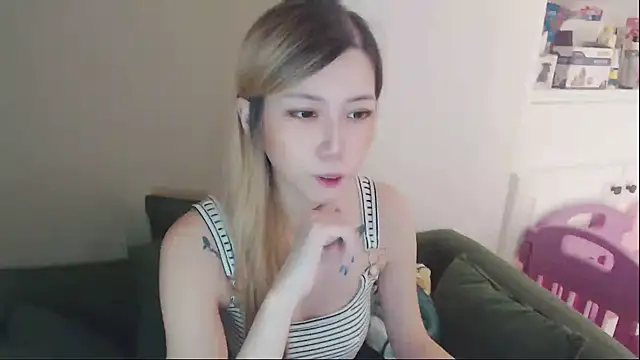 whitecat13 online show from July 2026 11:57:01 AM