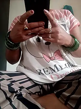 ritu7755 online show from April 2026 02:40:02 AM