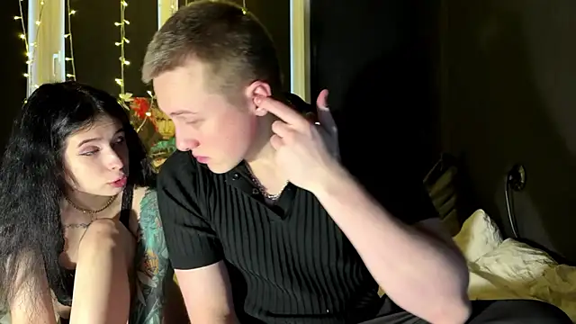 love4couple online show from March 2026 02:20:01 PM