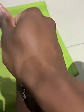 Daddy3rdlegx online show from April 2026 02:08:02 PM