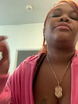 Aliciaskii12 online show from December 2025 06:26:01 PM