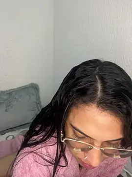 ValentinaEvanz online show from January 2026 04:12:02 PM