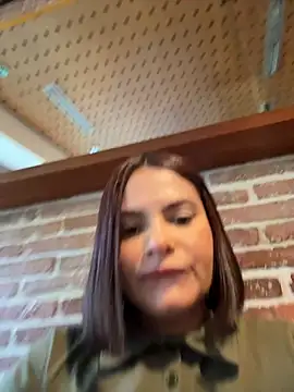 Snapshot of Irina_Velvett chatting on May 2026 06:13:01 PM Irina Velvett online show from May 2026 06:13:01 PM