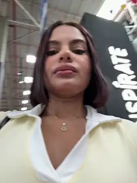 Snapshot of Irina_Velvett chatting on May 2026 04:45:01 PM Irina Velvett online show from May 2026 04:45:01 PM