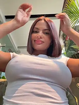 Snapshot of Irina_Velvett chatting on May 2026 10:49:02 PM Irina Velvett online show from May 2026 10:49:02 PM