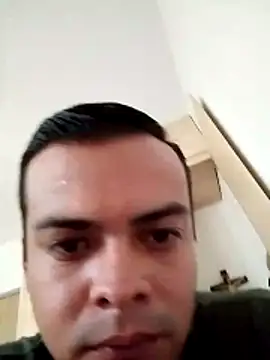 soytorres92 online show from May 2026 07:09:01 PM