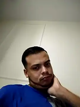soytorres92 online show from June 2026 03:07:01 AM