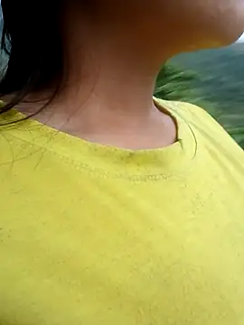 DIANAKUTE online show from April 2026 10:51:02 AM