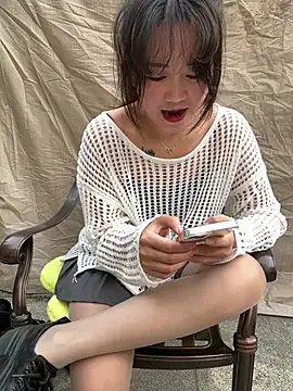 Molly-xiao online show from April 2026 10:13:01 AM