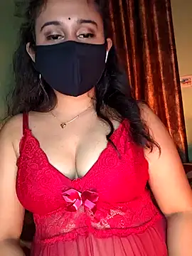 Saumyy online show from February 2026 08:01:02 PM