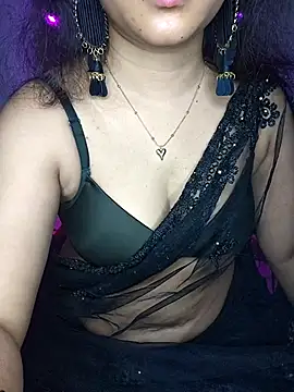 Saumyy online show from February 2026 05:22:02 PM