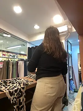 lele202526 online show from April 2026 06:25:02 PM