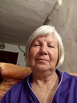 KlaudiaDarling online show from April 2026 10:26:01 PM