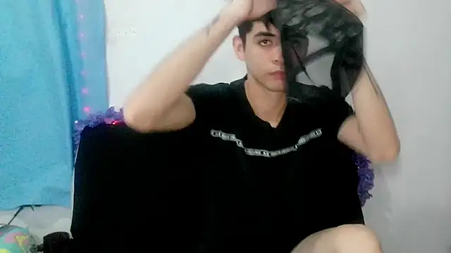 Snapshot of nico22love chatting on February 2026 12:26:01 PM nico22love online show from February 2026 12:26:01 PM