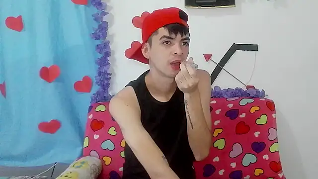 Snapshot of nico22love chatting on February 2026 02:46:02 PM nico22love online show from February 2026 02:46:02 PM