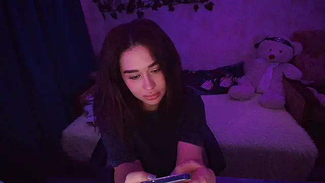 Snapshot of AlisiaRose chatting on January 2026 12:57:02 AM AlisiaRose online show from January 2026 12:57:02 AM