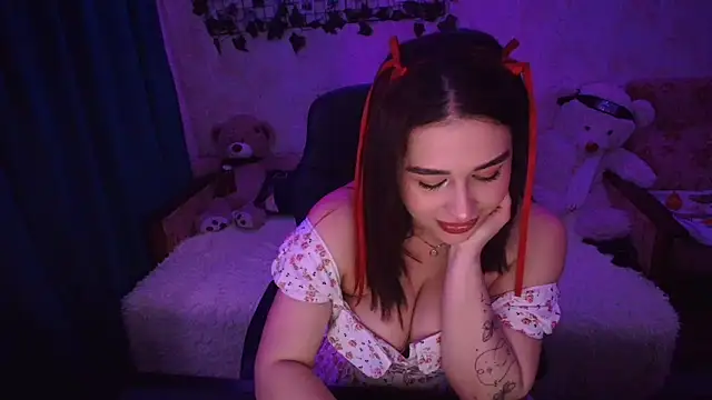 Snapshot of AlisiaRose chatting on February 2026 11:25:01 PM AlisiaRose online show from February 2026 11:25:01 PM